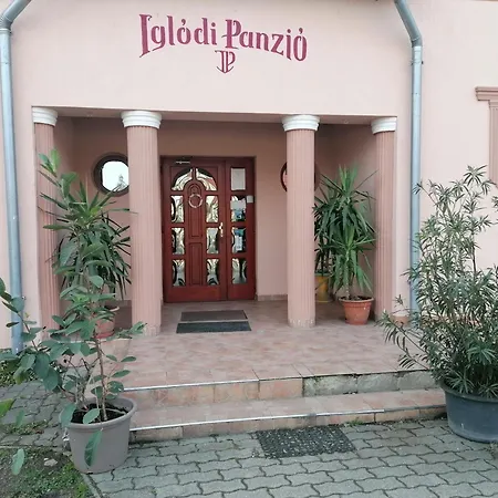 Iglodi Panzio Penzion *