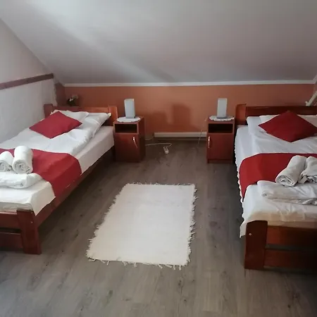 Iglodi Panzio 3*
