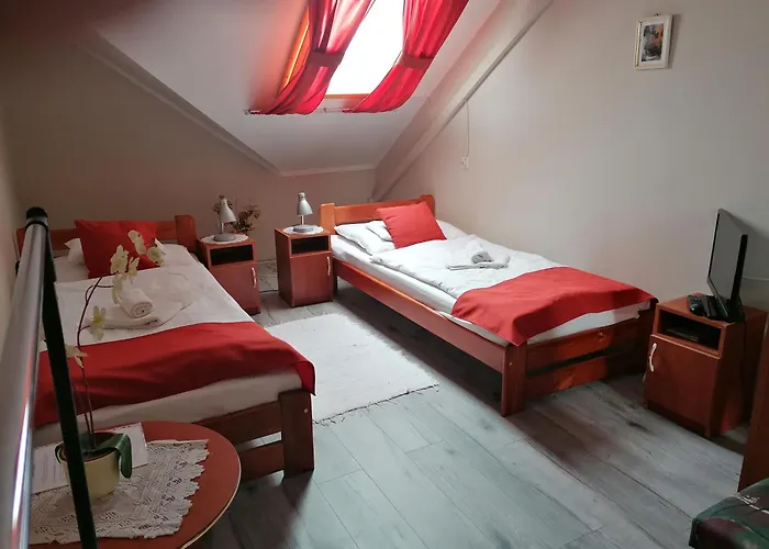 Iglodi Panzio Pensiune 3*