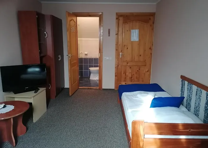 Iglodi Panzio 3*